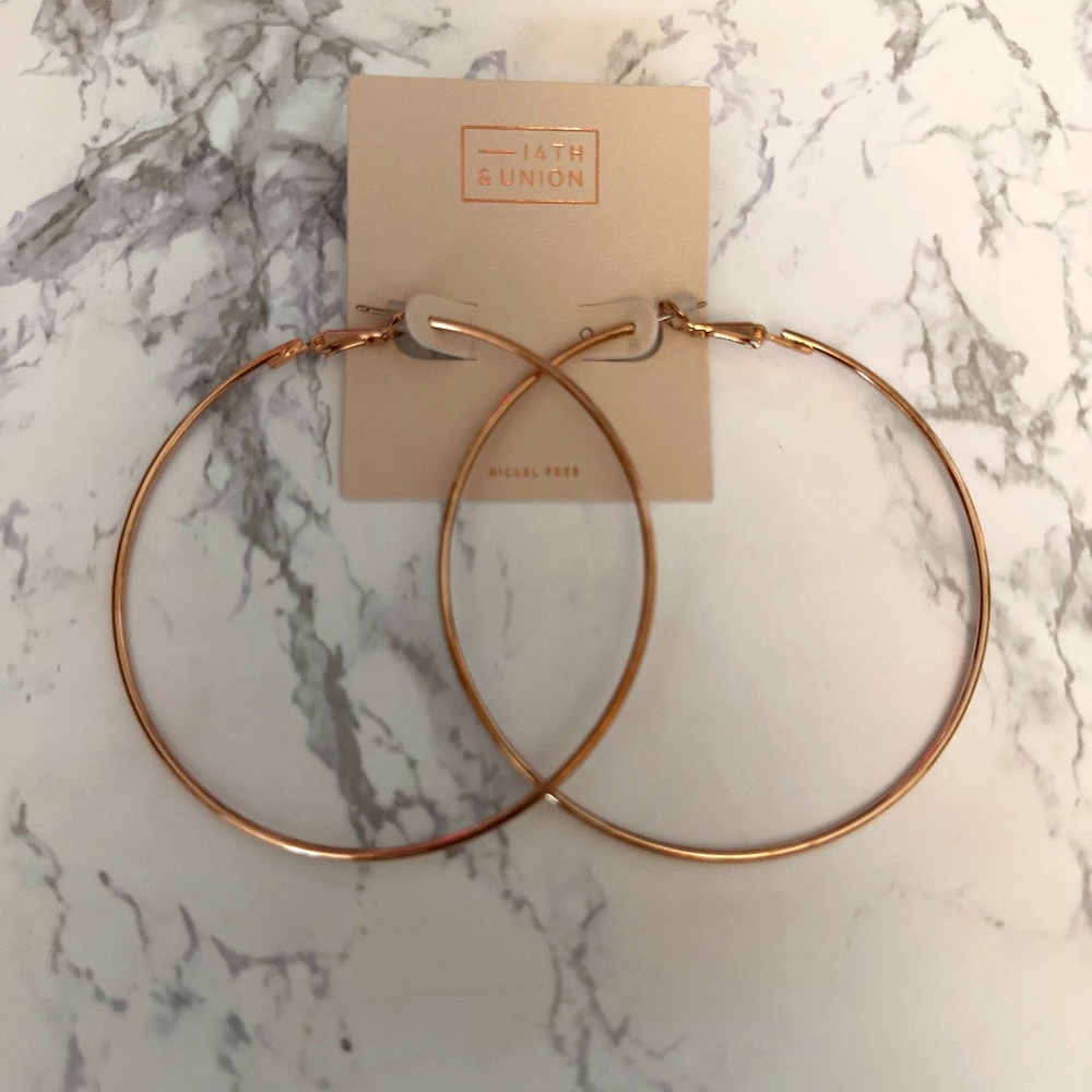 Large gold hoop earrings
